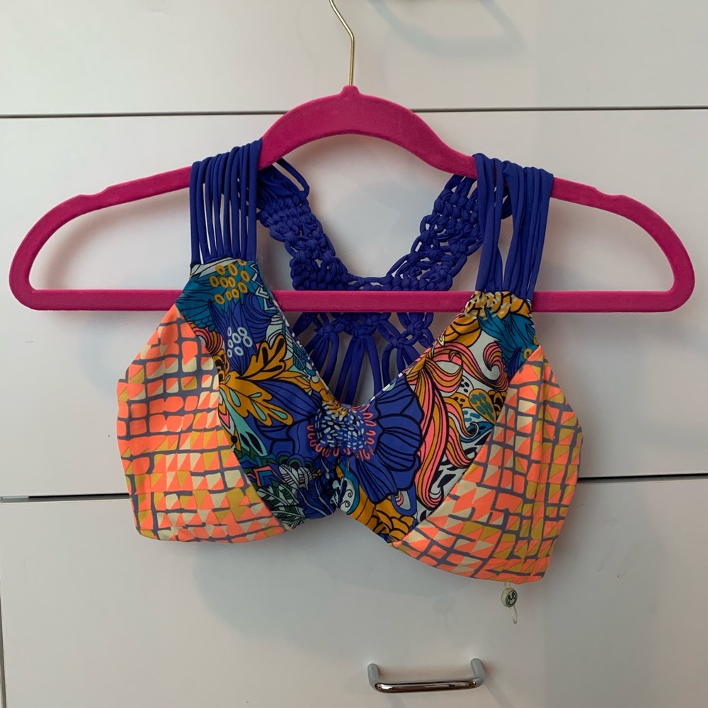 Bikini top